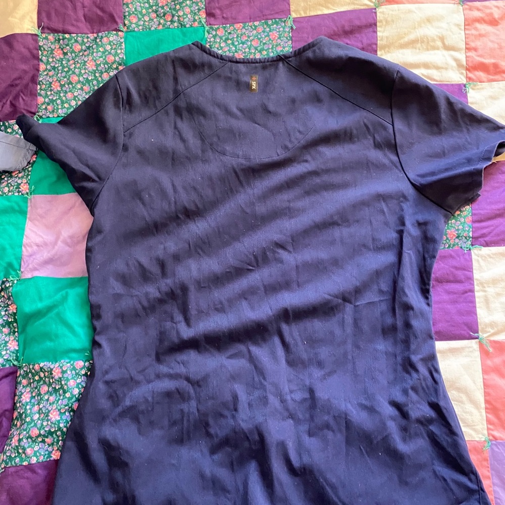 Greys Anatomy Barco navy blue scrub top M
